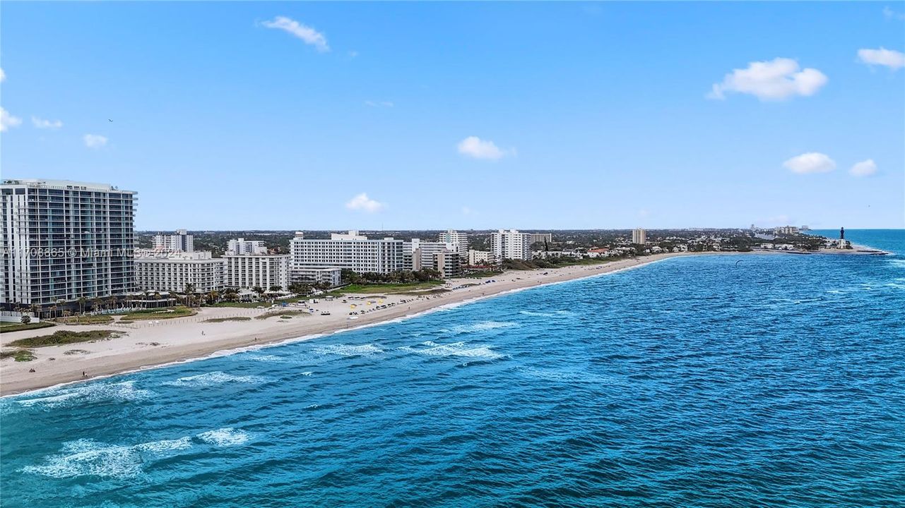 For Sale: $2,999,000 (2 beds, 2 baths, 1928 Square Feet)