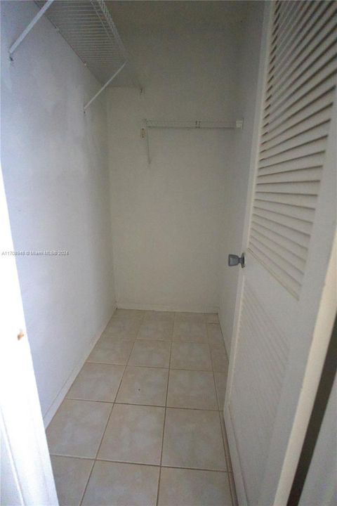 En Venta: $124,000 (1 camas, 1 baños, 704 Pies cuadrados)