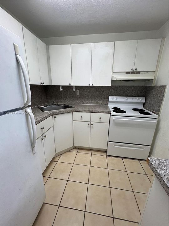 En Venta: $189,000 (1 camas, 1 baños, 664 Pies cuadrados)