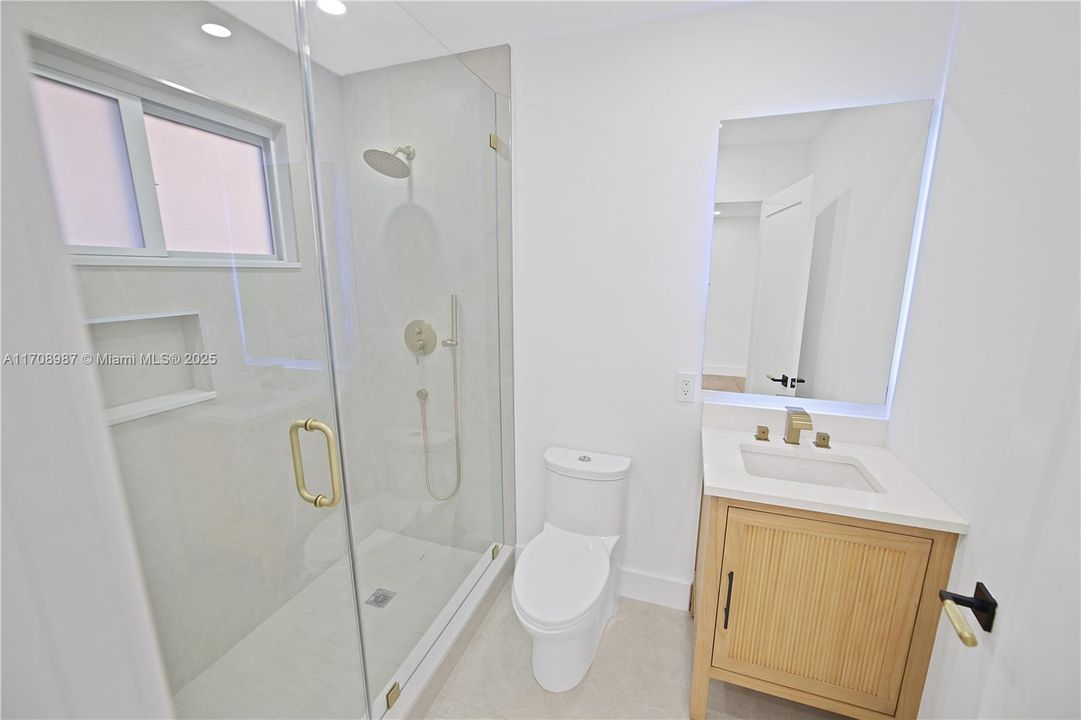 Ensuite Bathroom