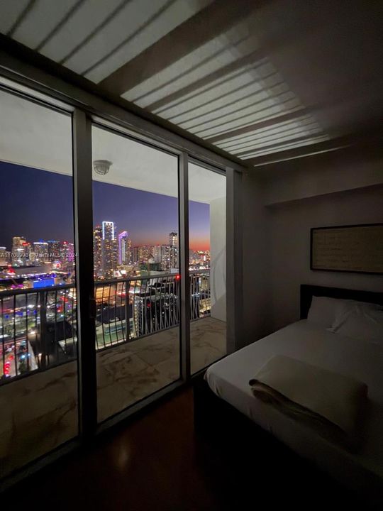 Недавно арендовано: $2,250 (0 спален, 1 ванн, 503 Квадратных фут)