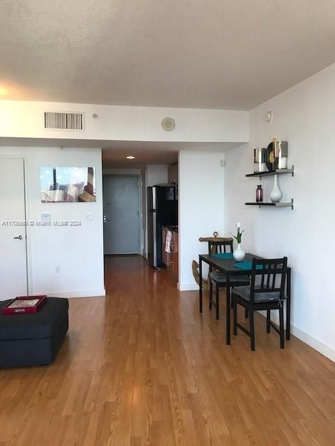 Недавно арендовано: $2,250 (0 спален, 1 ванн, 503 Квадратных фут)