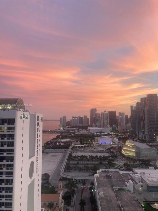 Недавно арендовано: $2,250 (0 спален, 1 ванн, 503 Квадратных фут)