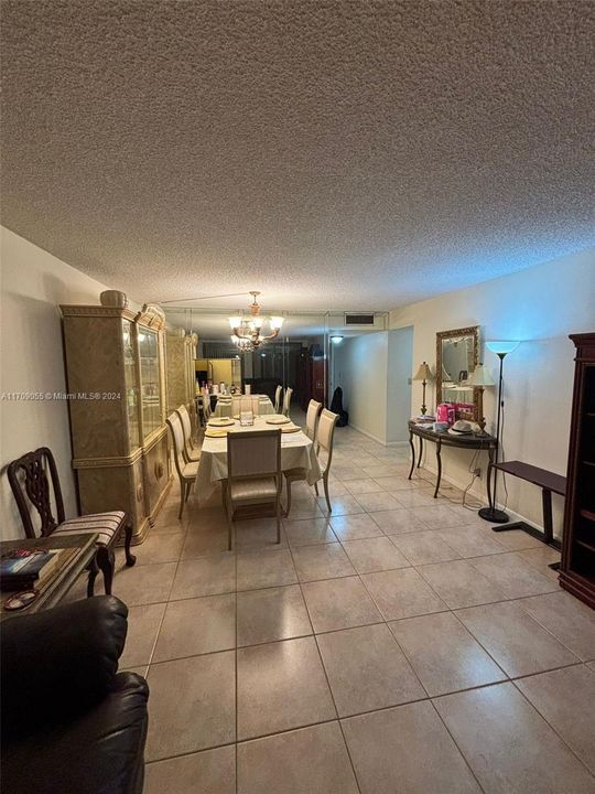 For Sale: $160,000 (2 beds, 2 baths, 1023 Square Feet)