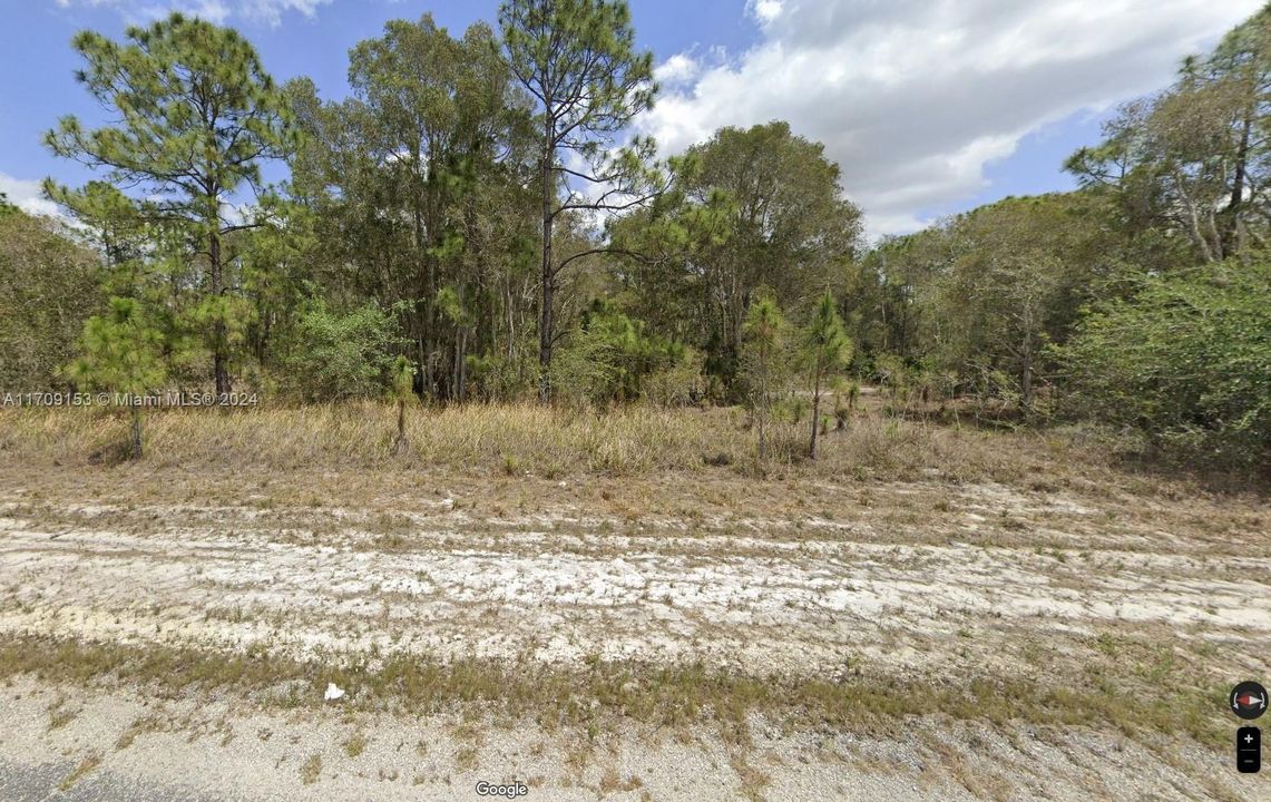 For Sale: $25,000 (0.25 acres)