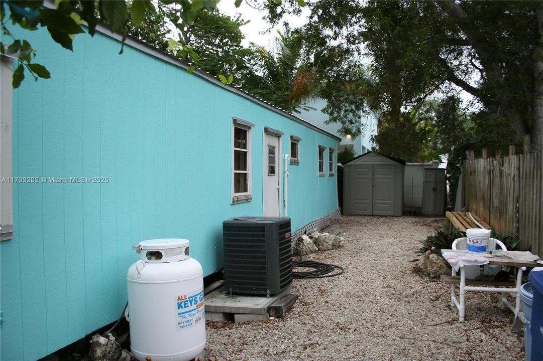 En Venta: $379,000 (3 camas, 2 baños, 1152 Pies cuadrados)