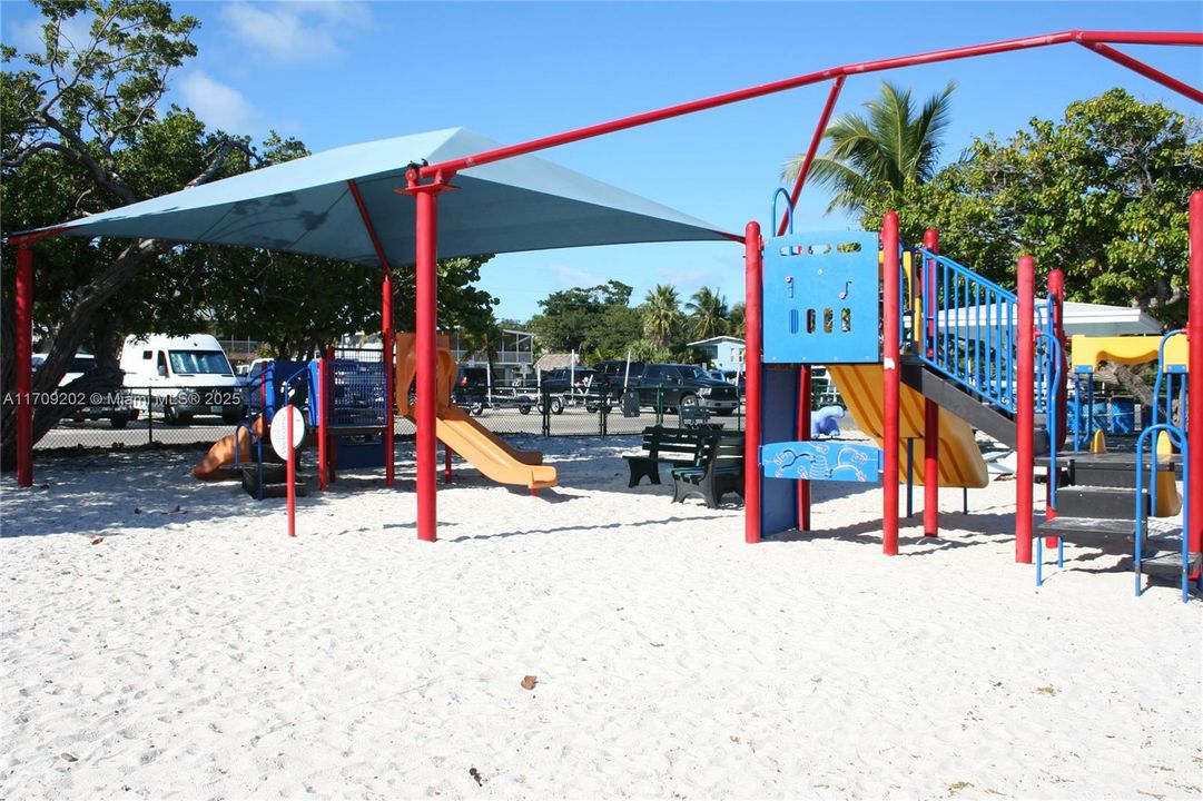 En Venta: $379,000 (3 camas, 2 baños, 1152 Pies cuadrados)