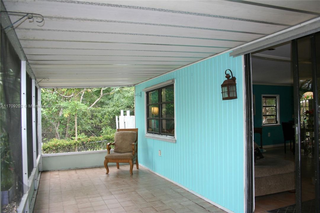 En Venta: $379,000 (3 camas, 2 baños, 1152 Pies cuadrados)