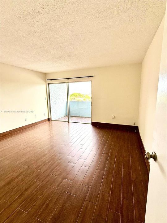 En Venta: $245,000 (1 camas, 1 baños, 1125 Pies cuadrados)