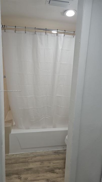 最近租的: $2,050 (2 贝兹, 2 浴室, 960 平方英尺)