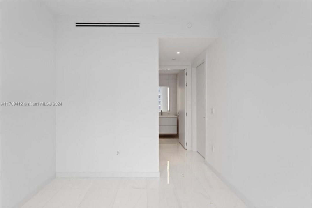 En Venta: $5,300,000 (3 camas, 4 baños, 3078 Pies cuadrados)