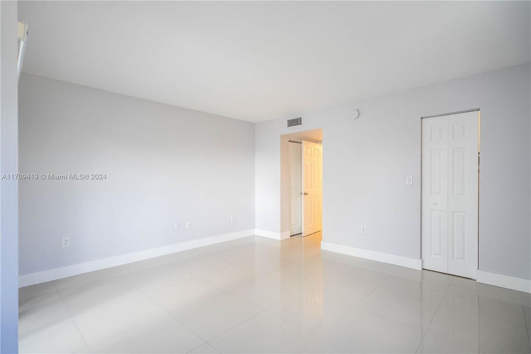 Recently Rented: $2,000 (1 beds, 1 baths, 0 Square Feet)