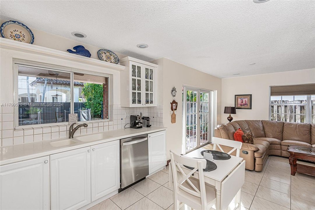 For Sale: $924,900 (3 beds, 2 baths, 0 Square Feet)