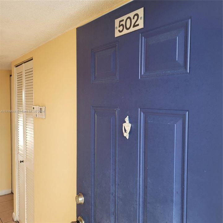 For Rent: $2,250 (2 beds, 2 baths, 832 Square Feet)