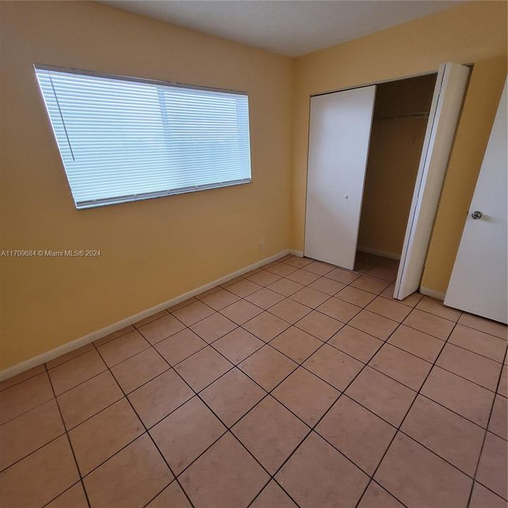 For Rent: $2,250 (2 beds, 2 baths, 832 Square Feet)