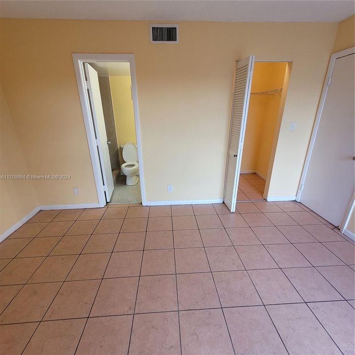 For Rent: $2,250 (2 beds, 2 baths, 832 Square Feet)