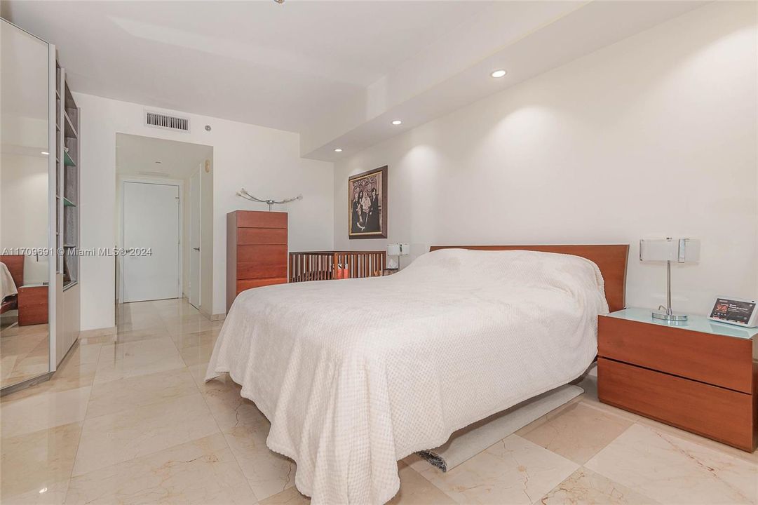 En Venta: $730,000 (2 camas, 1 baños, 1086 Pies cuadrados)