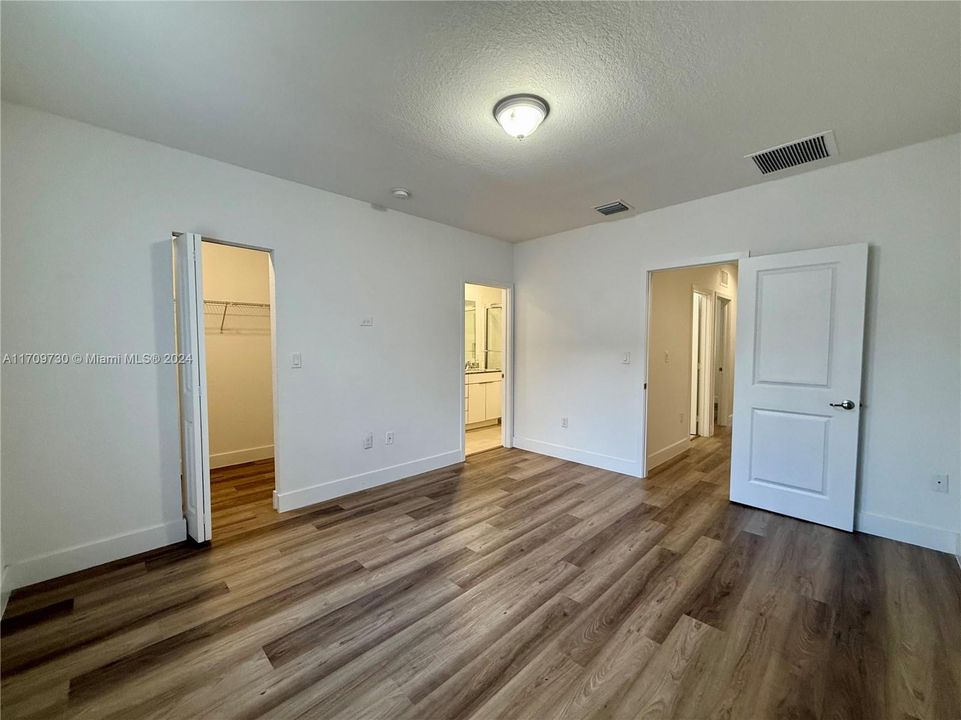 Active With Contract: $3,300 (4 beds, 3 baths, 1758 Square Feet)