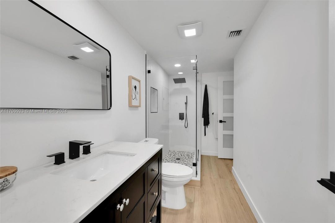 Fully remodeled bathroom