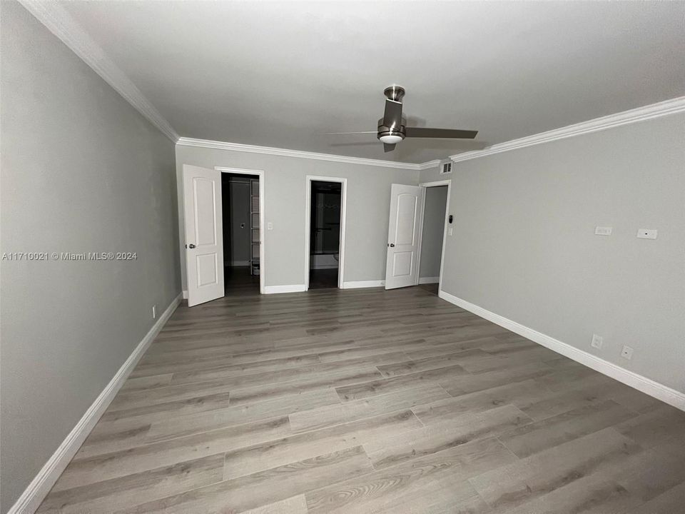 For Sale: $340,000 (2 beds, 2 baths, 1180 Square Feet)