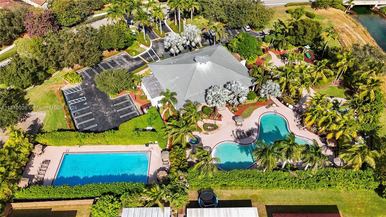 Recently Sold: $435,000 (3 beds, 2 baths, 1200 Square Feet)