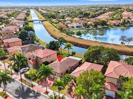 Recently Sold: $435,000 (3 beds, 2 baths, 1200 Square Feet)