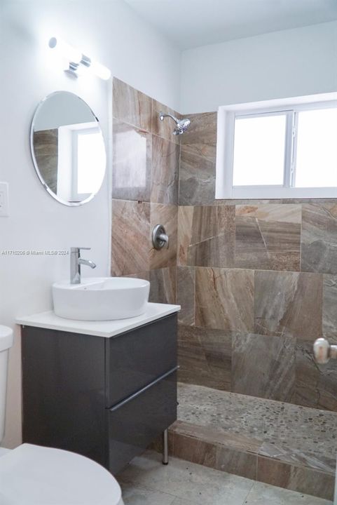 Recently Rented: $1,700 (0 beds, 1 baths, 3854 Square Feet)