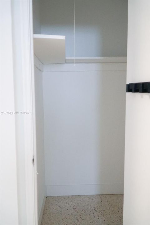 Recently Rented: $1,700 (0 beds, 1 baths, 3854 Square Feet)