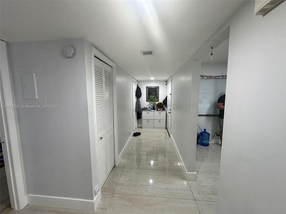 En Venta: $365,000 (2 camas, 2 baños, 1220 Pies cuadrados)