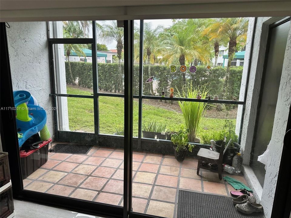 En Venta: $365,000 (2 camas, 2 baños, 1220 Pies cuadrados)