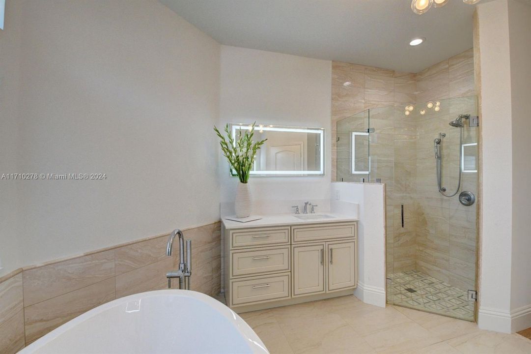 Owners En Suite Bathroom with double vanity