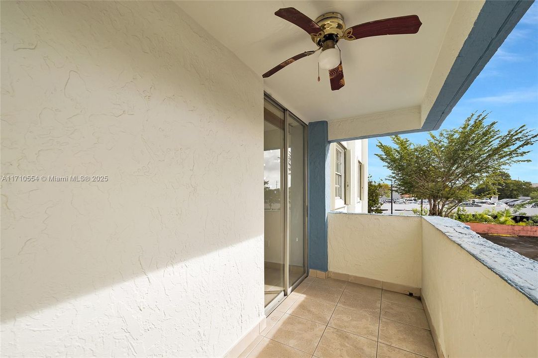 For Sale: $249,900 (3 beds, 2 baths, 1120 Square Feet)