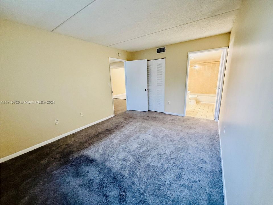 For Rent: $2,850 (3 beds, 2 baths, 1255 Square Feet)