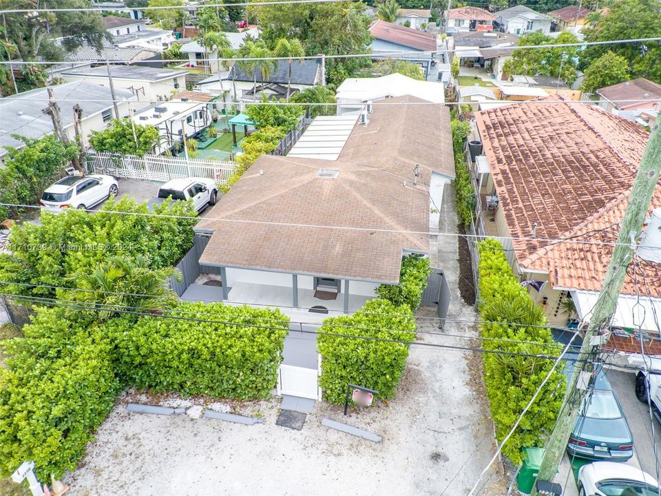 En Venta: $850,000 (3 camas, 2 baños, 2173 Pies cuadrados)