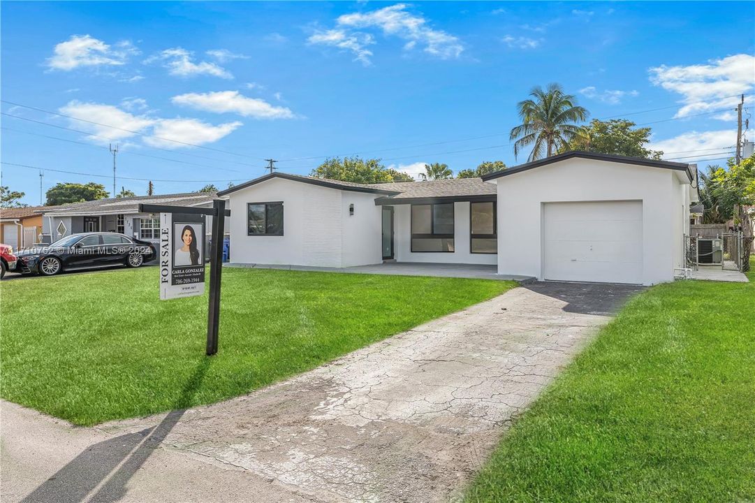 For Sale: $650,000 (3 beds, 2 baths, 1650 Square Feet)