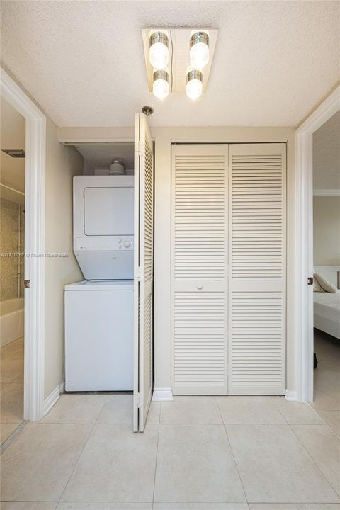 Hallway to 2nd Bedroom