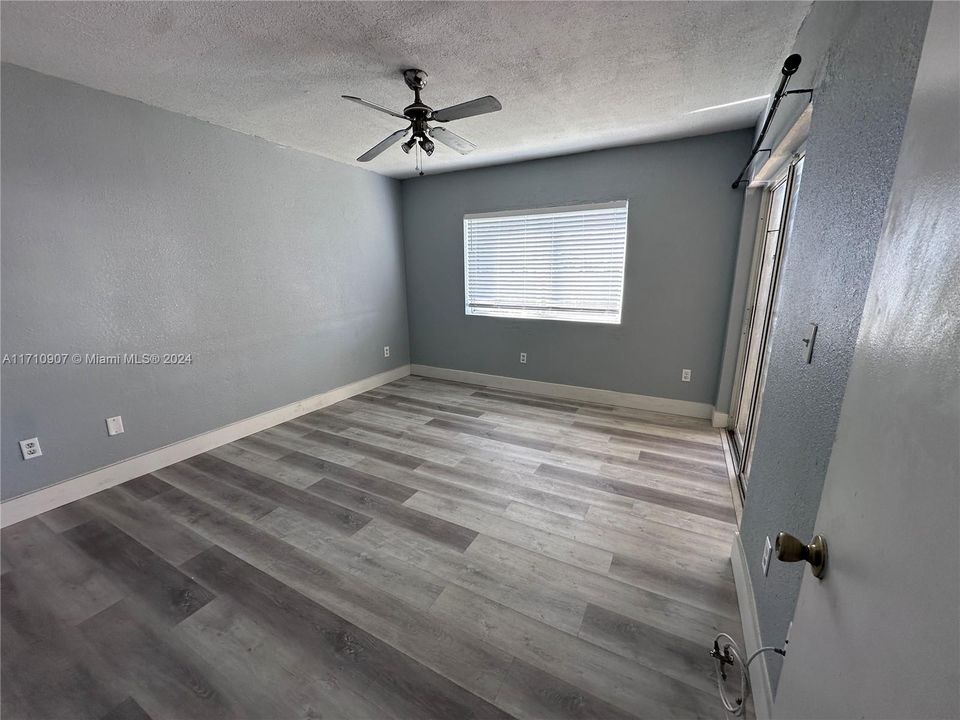 For Rent: $2,500 (2 beds, 2 baths, 1163 Square Feet)