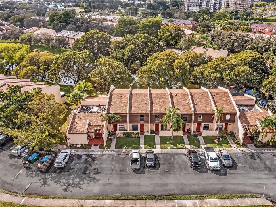 En Venta: $329,900 (2 camas, 2 baños, 1214 Pies cuadrados)