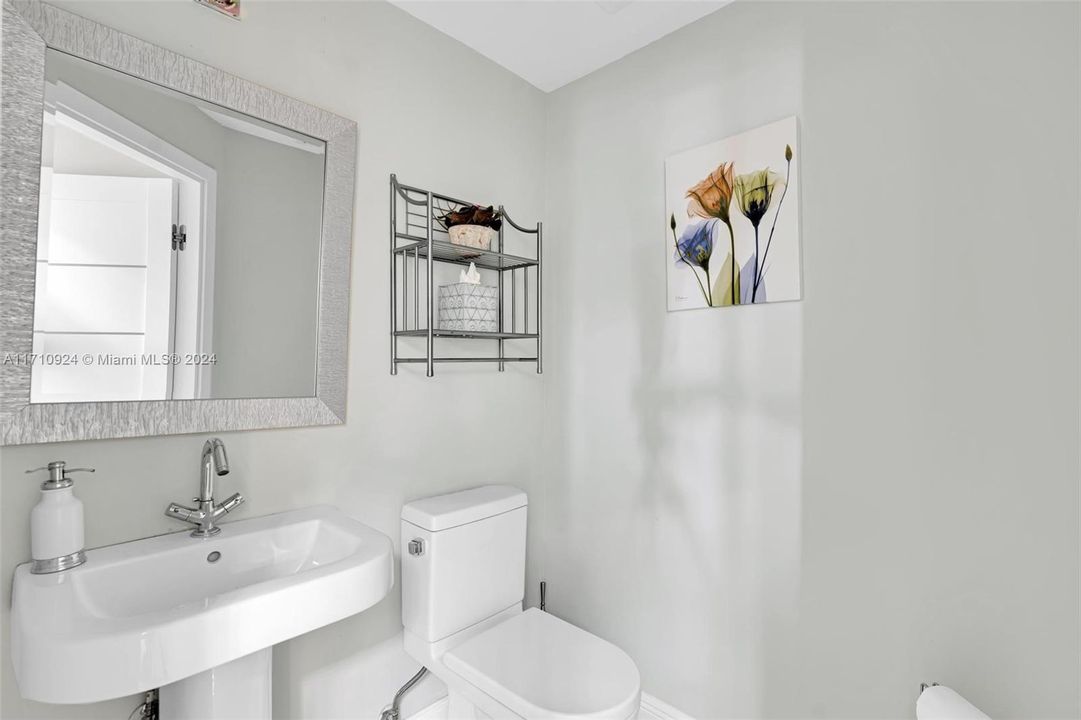 Guest Bathroom