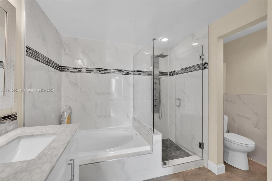 For Sale: $789,000 (2 beds, 2 baths, 1846 Square Feet)