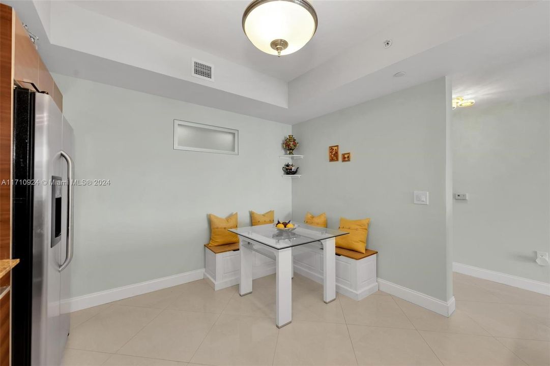 For Sale: $789,000 (2 beds, 2 baths, 1846 Square Feet)