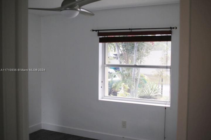 For Rent: $3,750 (3 beds, 2 baths, 1225 Square Feet)