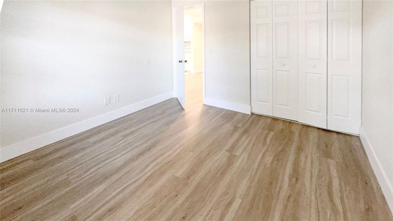 For Rent: $2,100 (2 beds, 2 baths, 932 Square Feet)