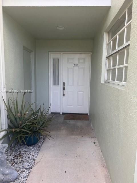 For Sale: $219,990 (2 beds, 2 baths, 1070 Square Feet)