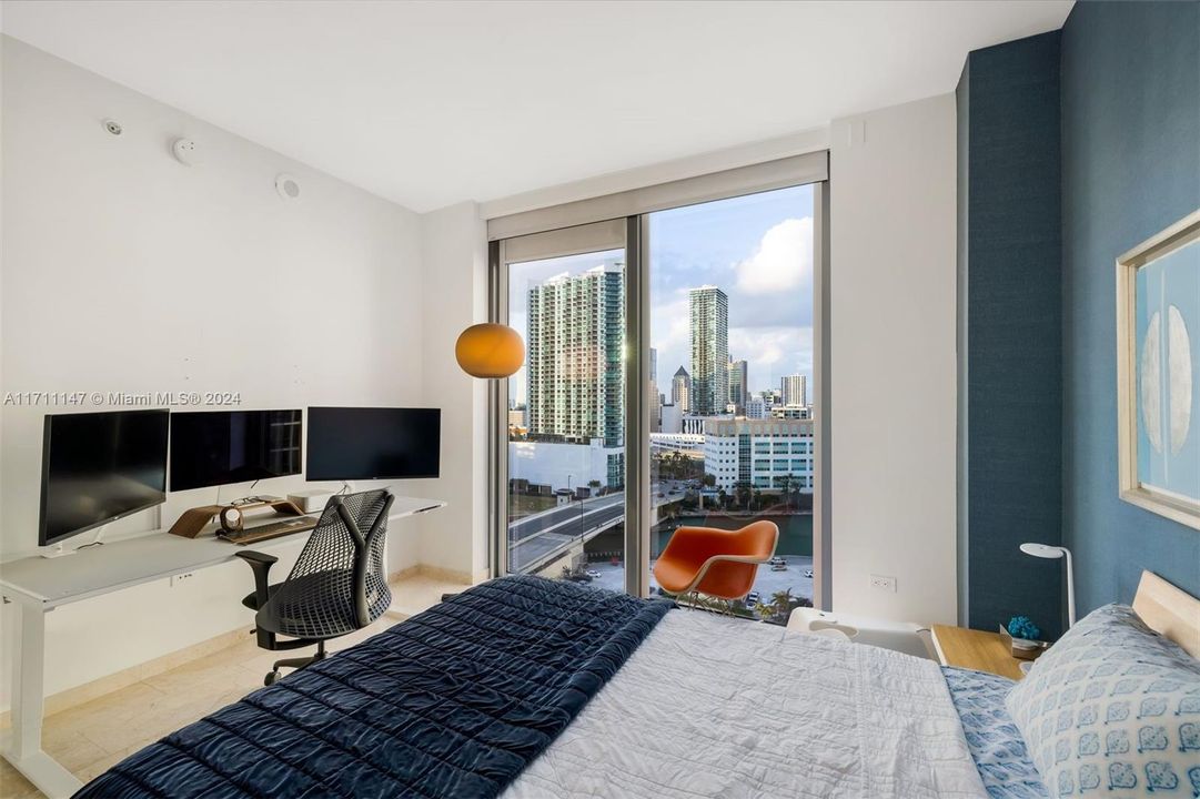 For Sale: $1,195,000 (2 beds, 2 baths, 1265 Square Feet)