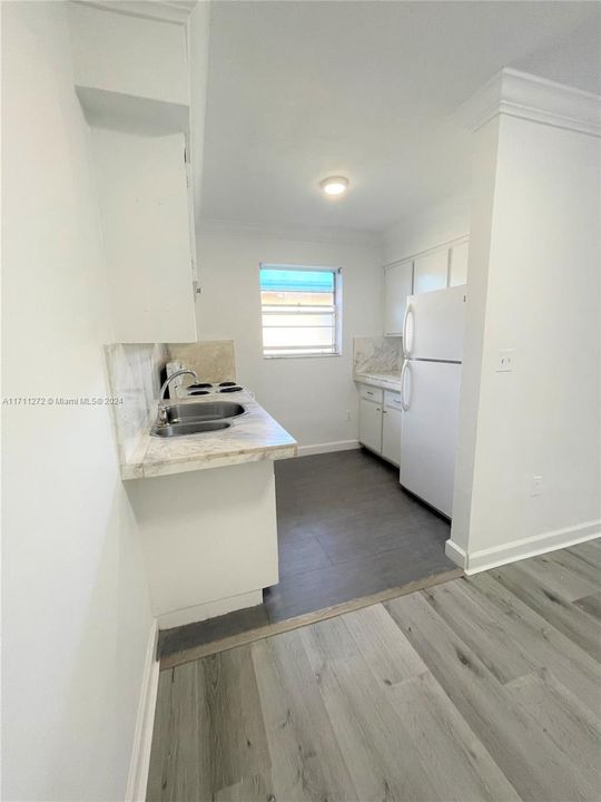 For Rent: $1,775 (1 beds, 1 baths, 700 Square Feet)