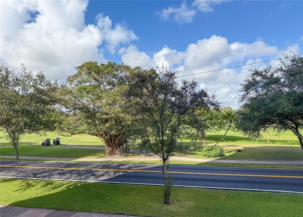 For Sale: $1,595,000 (3 beds, 3 baths, 3200 Square Feet)