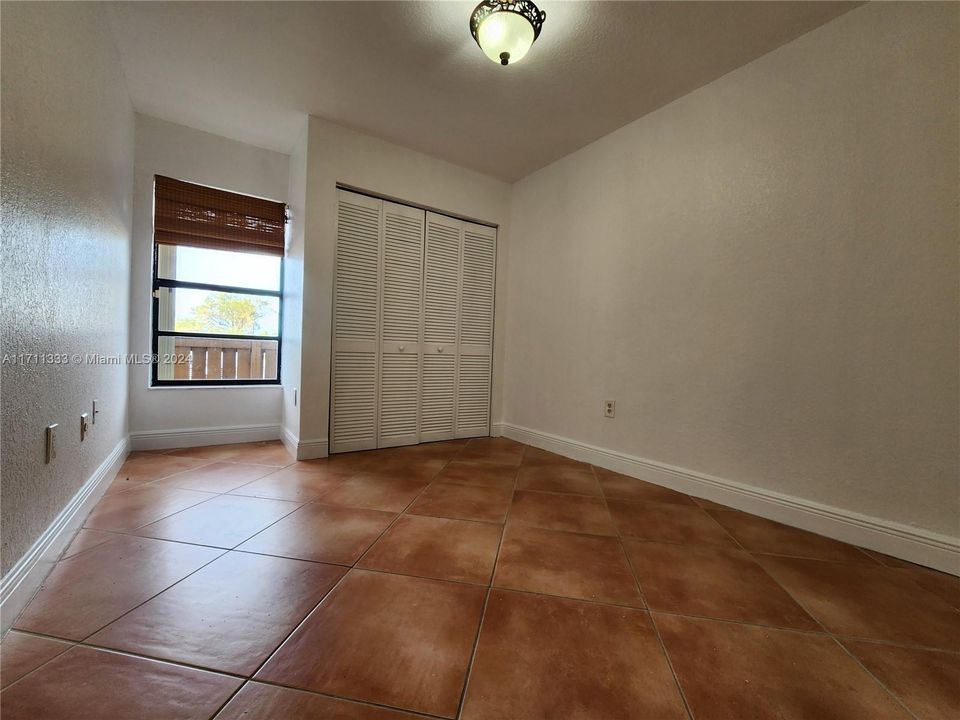 For Rent: $3,100 (3 beds, 2 baths, 1144 Square Feet)