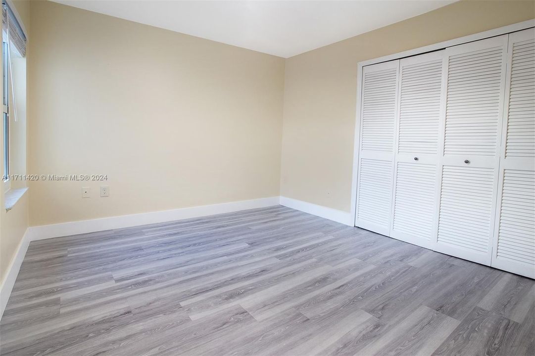 For Rent: $3,500 (3 beds, 2 baths, 1348 Square Feet)