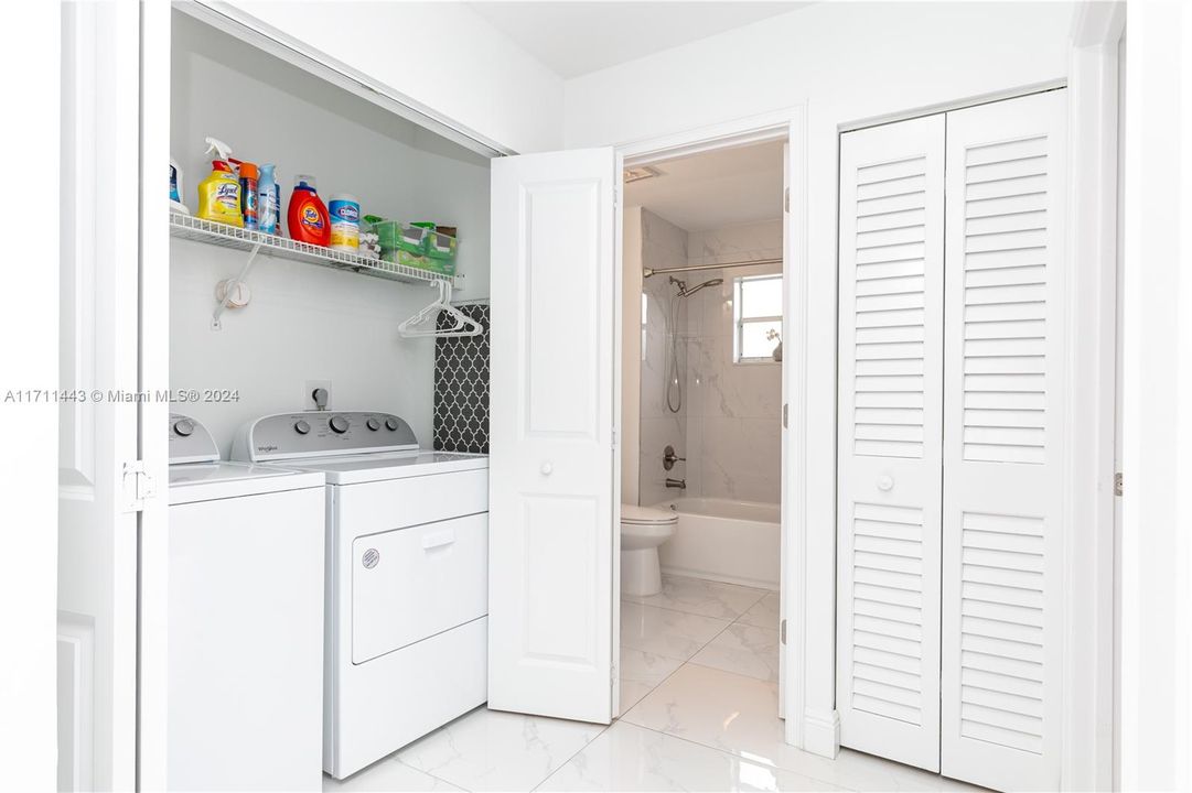 For Sale: $505,900 (2 beds, 2 baths, 1524 Square Feet)